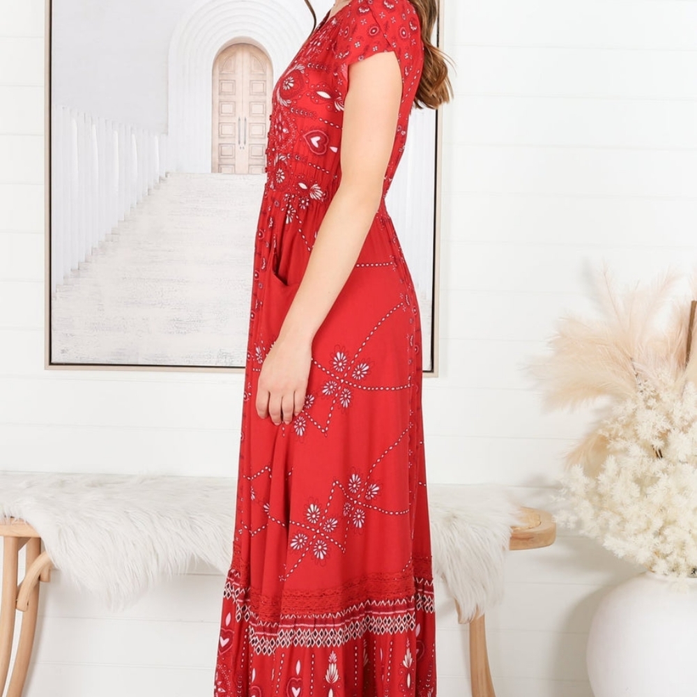 Red Print Maxi By Jaase. - image 4